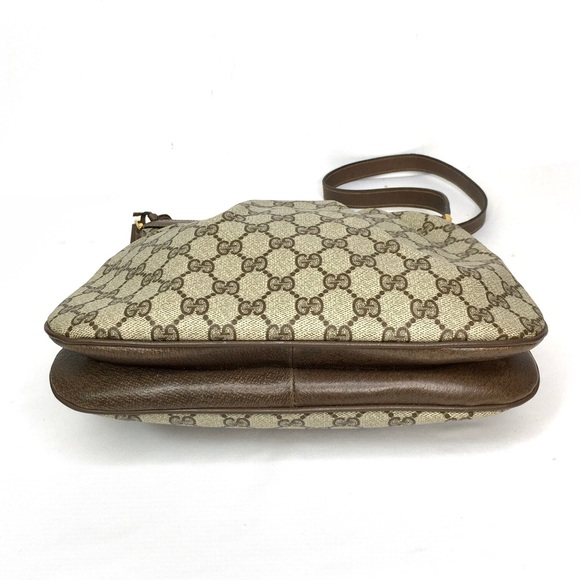 Authentic Gucci - Picture 5 of 16